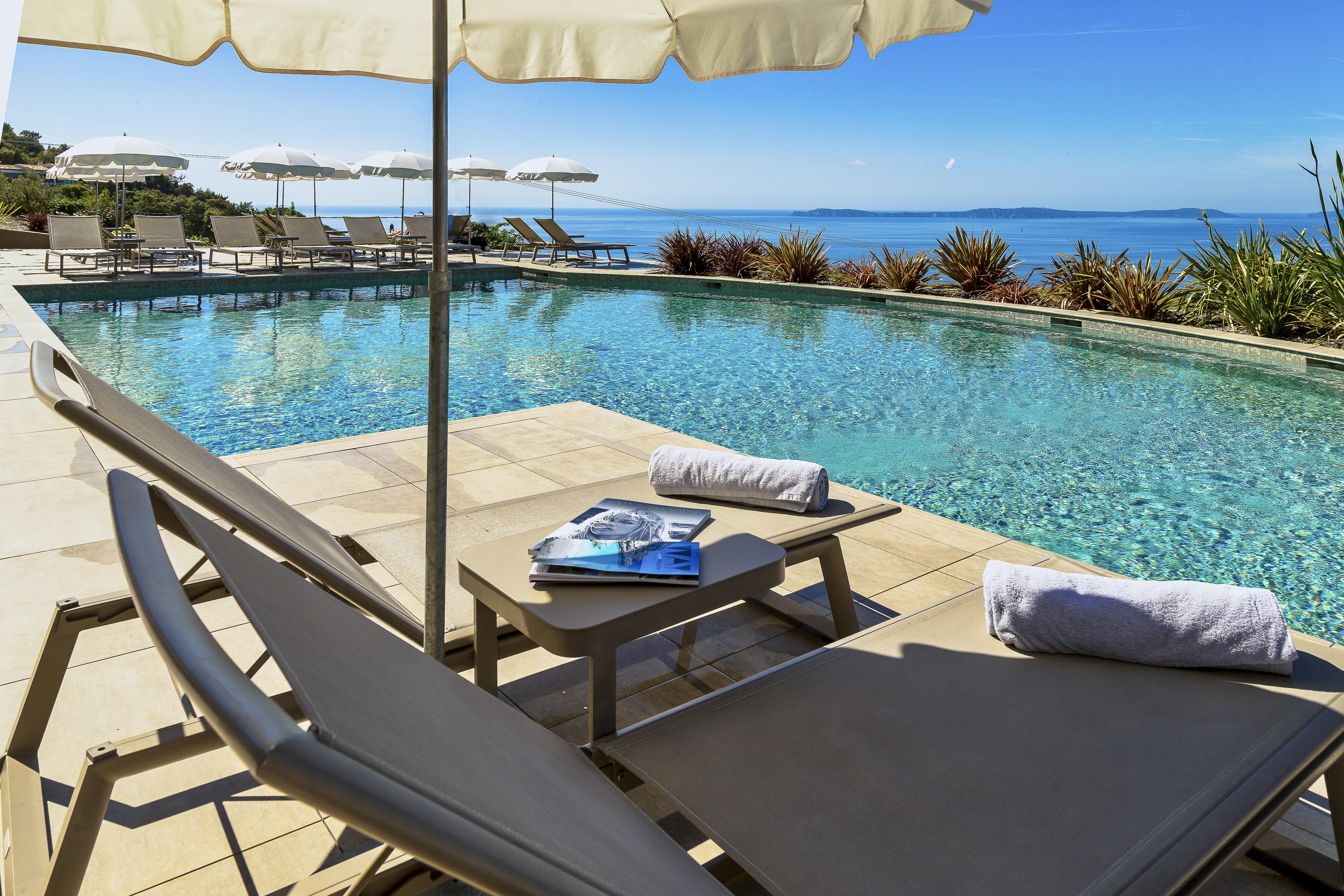 Le Rayol-Canadel-sur-Mer Hotel La Villa Douce מראה חיצוני תמונה
