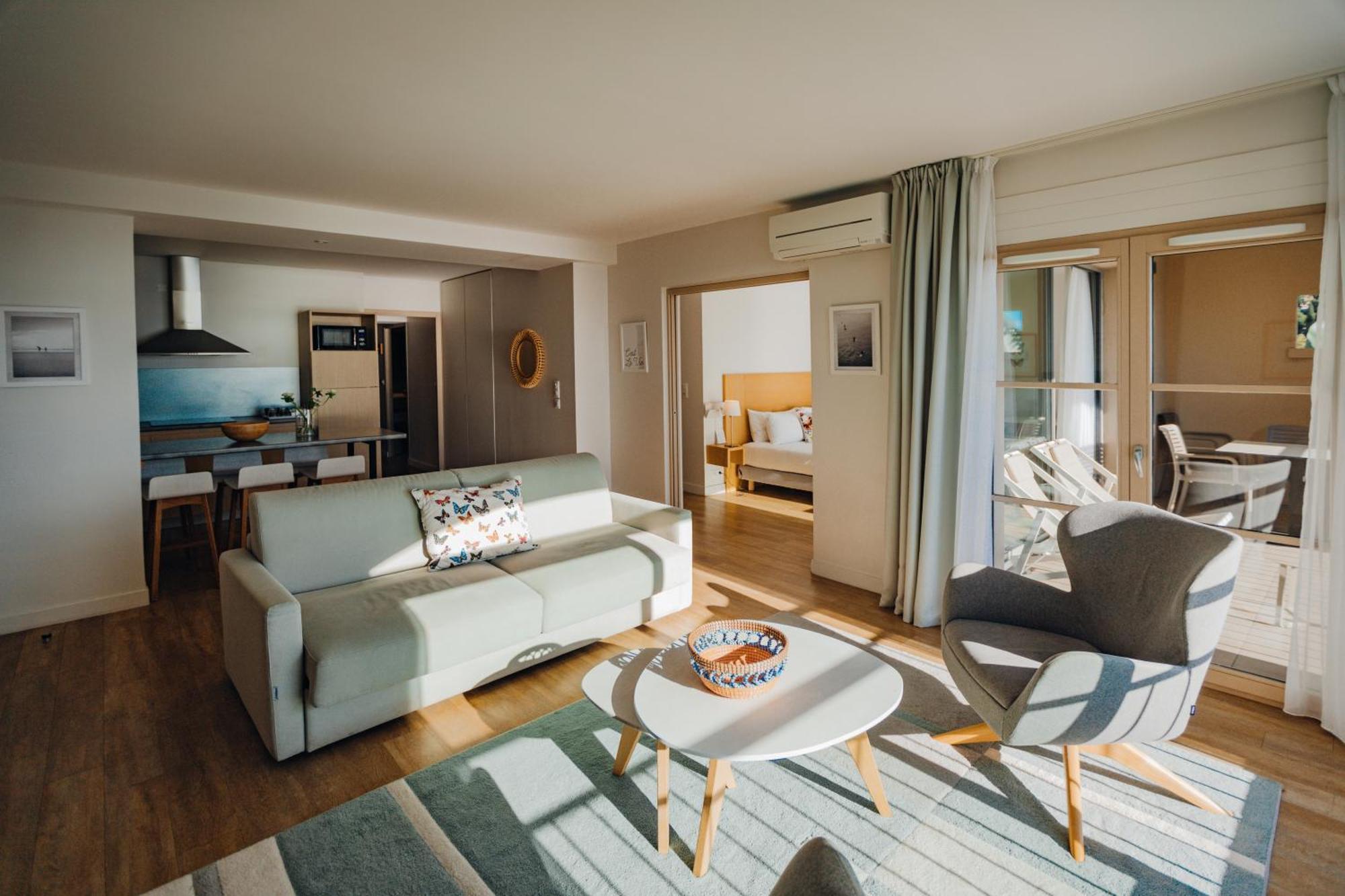 Le Rayol-Canadel-sur-Mer Hotel La Villa Douce מראה חיצוני תמונה